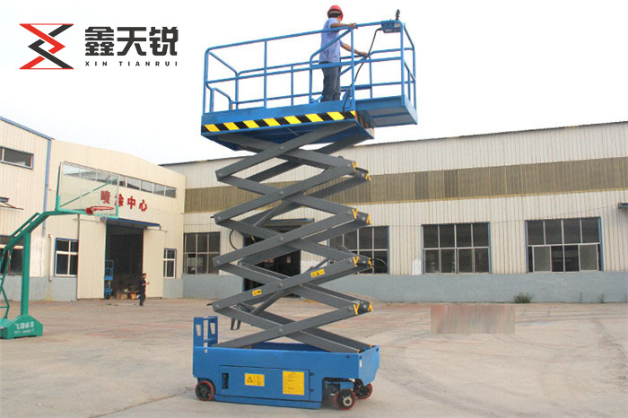 胡杨河电动辅助行走升降机