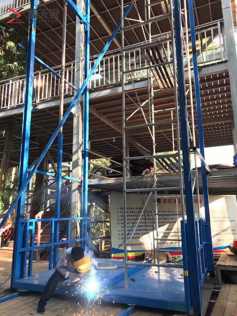 胡杨河导轨式升降平台